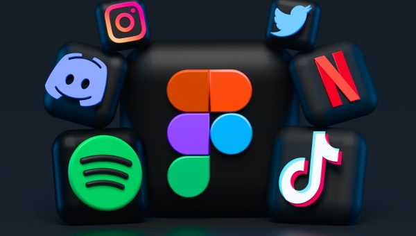 Few Social Media Tips That Helps You With Bussiness .
