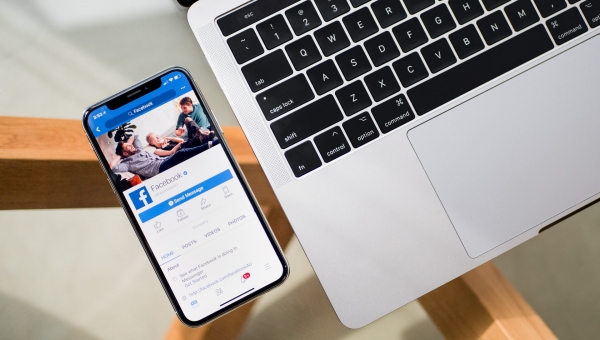  Create Scroll-Stopping Content For Social Media