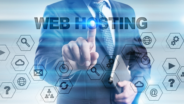 How to Choose the Right Hosting and Domain in 2025