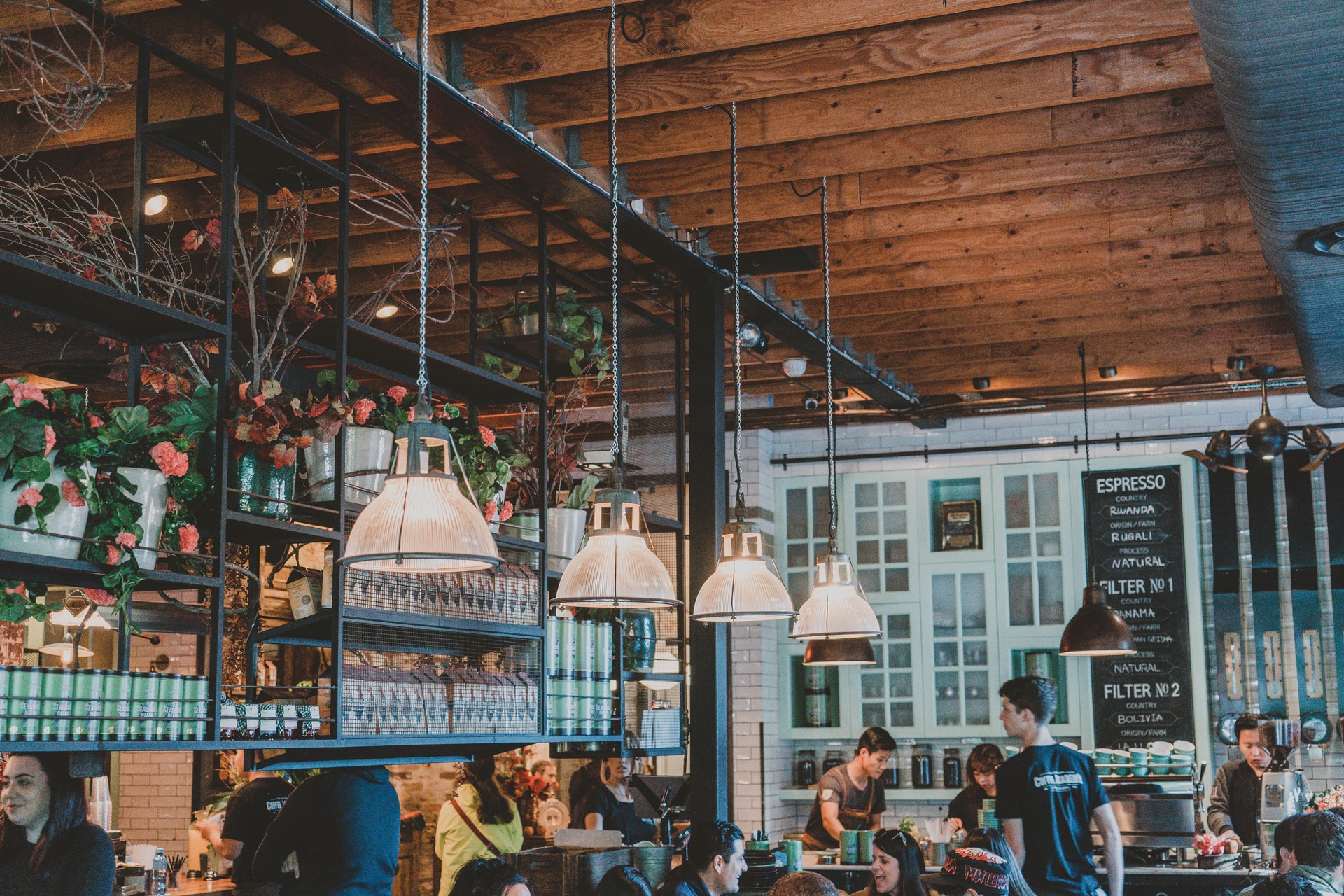 ideas to promoting your restaurant with print
