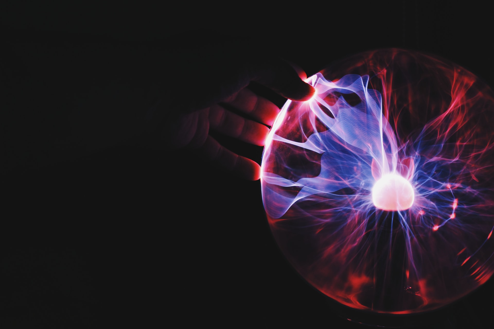 Web design technologies to attract new users