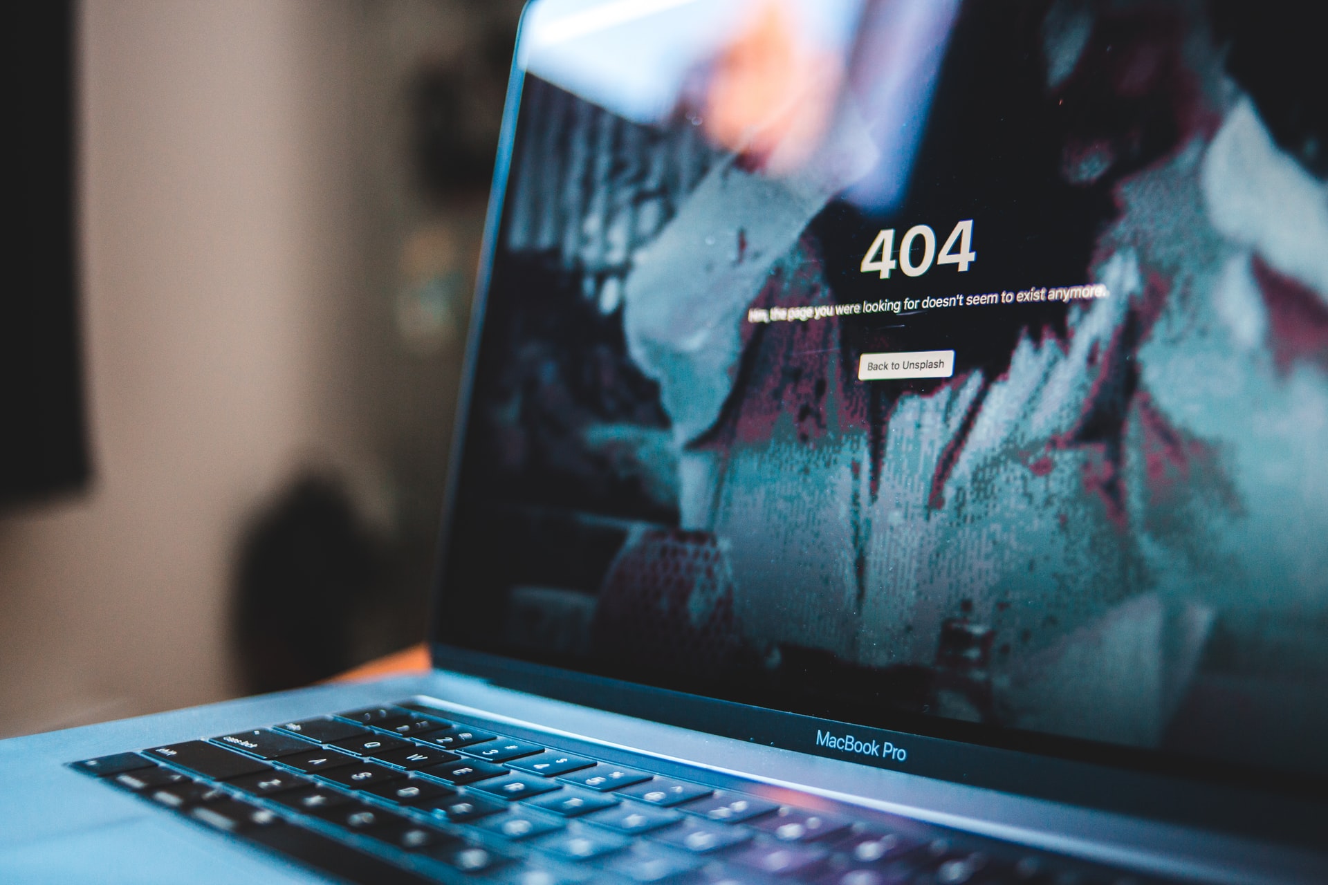 What Can Happen if Your Page Breaks (Dissecting 404)