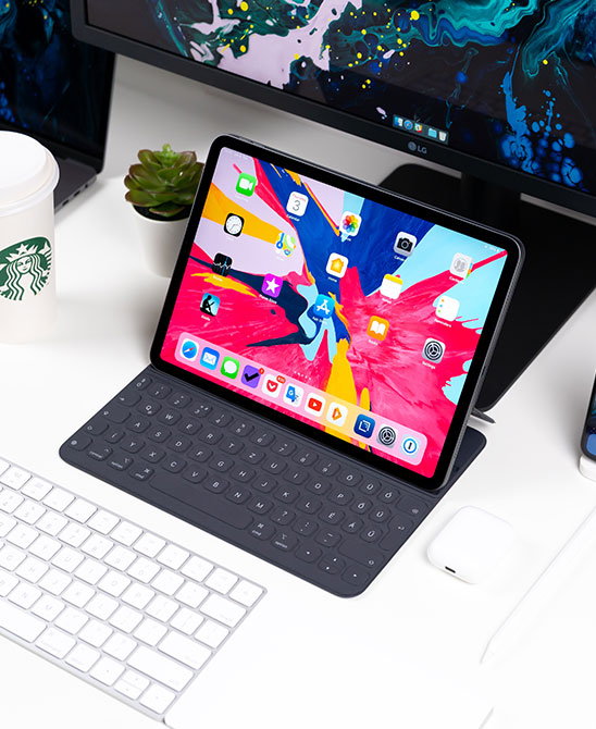 social media marketing toronto Daniel korpai xgffTVZs1FI unsplash1